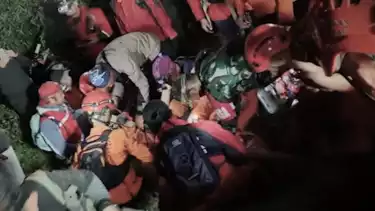 Evakuasi Marcel di Gunung Slamet