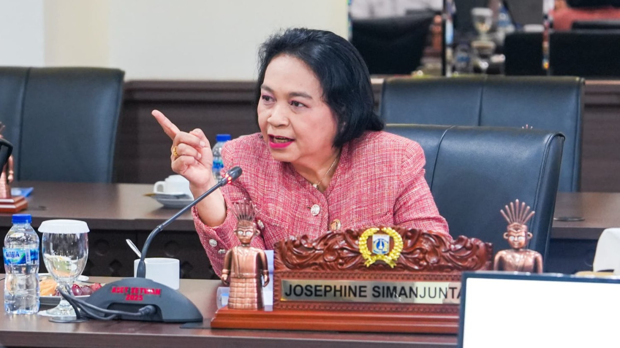 Revitalisasi Pasar Sunan Giri Jadi Sorotan, Anggota DPRD Minta Tak Cuma Dicat Ulang
            - galeri foto