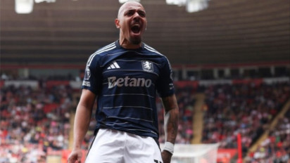 Bursa Transfer: AS Roma Selangkah Lagi Datangkan Striker Aston Villa Donyell Malen