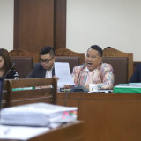 Sidang Panas CMNP Vs MNC, Ahli dan Hotman Paris Ungkap Transaksi NCD Tak Bisa Tukar Menukar