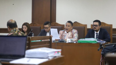 Sidang Panas CMNP Vs MNC, Ahli dan Hotman Paris Ungkap Transaksi NCD Tak Bisa Tukar Menukar