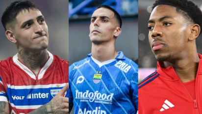 Top 3 Bola 15 Januari 2026: Sinyal Gaston Avila ke Persib, hingga Pemain Arsenal 'Terlemah'