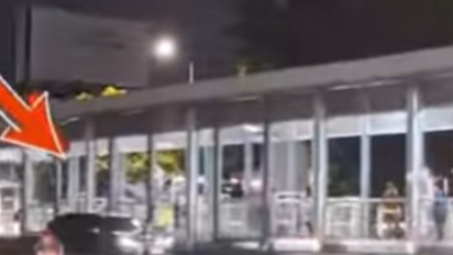 Video Viral Mobil Lawan Arah Terobos Jalur Transjakarta di Matraman Jakarta Timur, Polisi: Dia Orang Baru