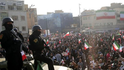 Mengintip Kekuatan Tempur Garda Revolusi Iran yang Siap Hadapi Serangan Amerika Serikat