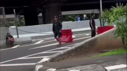 Viral Pak Ogah di Exit Tol Rawa Buaya, Polisi Pastikan Penutupan Bukan Ulah Preman Jalanan