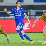 Adam Alis Beri Kode Federico Barba Bertahan di Persib, tapi 5 Klub Eropa Justru Sedang Mengintai