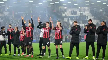 Selebrasi Para Pemain AC Milan usai Kalahkan Como FC