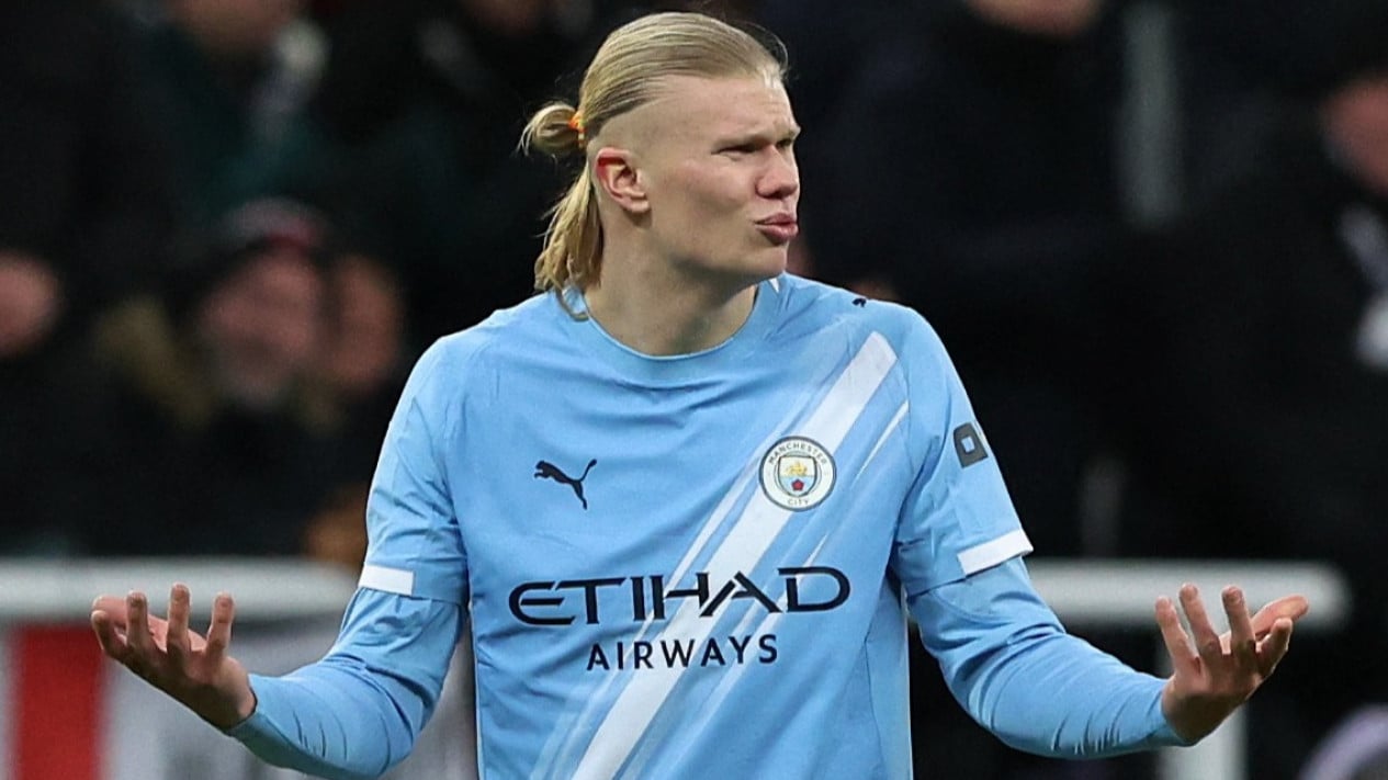 Skema Gila Real Madrid Musim Depan Mulai Terungkap! Vinicius Pergi, Haaland Datang, Mbappe Geser Posisi
            - galeri foto