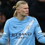 Pep Guardiola mengungkap kondisi Erling Haaland usai ditarik saat Man City menang 3-0 Atas Fulham