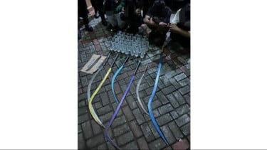 Polres Jakpus Amankan Empat Pemuda Diduga Hendak Tawuran di Kemayoran, Puluhan Botol Miras-Senjata Tajam Disita