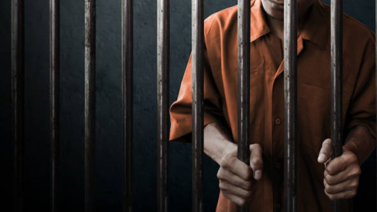 Produksi Vape Berisi Cairan Narkoba, Dua WNA Malaysia Dibekuk BNN di Jakarta Selatan
            - galeri foto