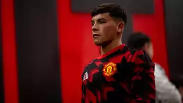 Shea Lacey, Angin Segar Bagi Manchester United