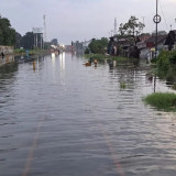 Jalur KA Pantura Pekalongan Lumpuh Diterjang Banjir, Sejumlah Kereta Jarak Jauh Dihentikan