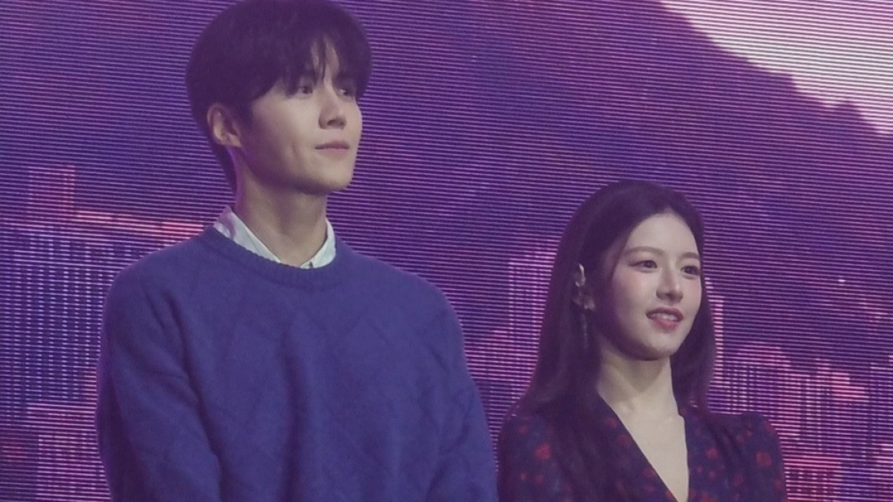 Datangi Indonesia, Kim Seon-ho dan Go Youn-jung Ajak Fans Keliling Negara di Can This Love be Translated?
            - galeri foto