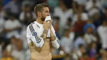 Eks kapten Real Madrid dan Timnas Spanyol Sergio Ramos diisukan ke Persib Bandung