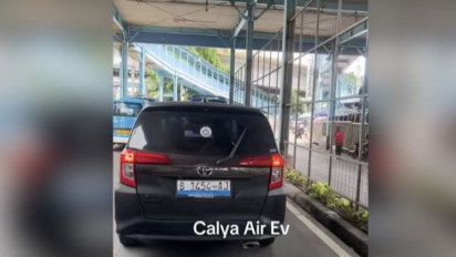 Viral Mobil Pasang Stiker Biru di Plat Nomor Diduga Hindari Ganjil Genap, Polisi Bakal Lakukan Penyelidikan