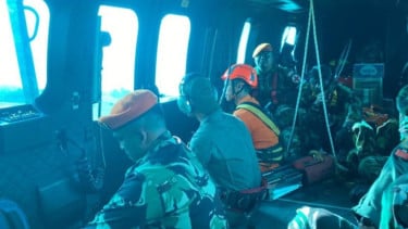 Medan Berat dan Cuaca Buruk Adang Pencarian Pesawat Indonesia Air Transport, Gubernur Sulsel: Kami Mohon Doa