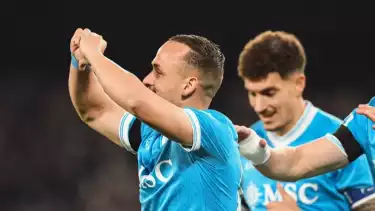 Gol Perdana Lobotka Setelah 3 Tahun Selamatkan Napoli, Kemenangan Dibayar Mahal