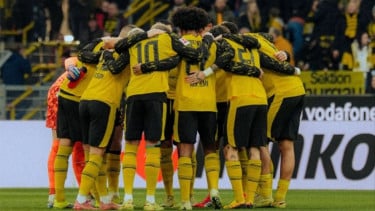 Laga Gila di Signal Iduna Park, Dortmund Menang Dramatis Lawan St Pauli