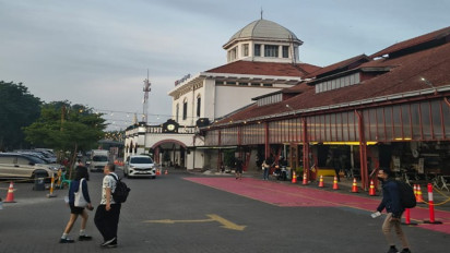 KAI Batalkan 82 Perjalanan Kereta serta Ada 76 yang Terlambat Akibat Banjir di Pantura, Bagaimana Nasib Penumpang?