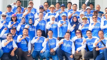 Khofifah Hadiri Rakernas IKA UNAIR 2025–2030, Ajak Alumni Sinergi Dukung Prioritas Program Nasional