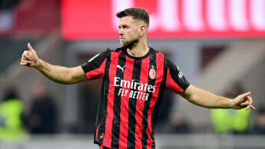 Niclas Fullkrug Ketiban Apes usai Gabung AC Milan: Kamar Hotel Dibobol Saat Latihan, Harta Senilai Rp8,7 Miliar Raib