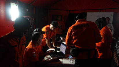 Berpacu dengan Waktu, Basarnas Siapkan Skenario Udara dan Darat Evakuasi Korban Pesawat ATR 42-500 Pagi Ini