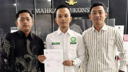 Santri Alumni Ponpes Ajukan Judicial Review ke Mahkamah Konstitusi