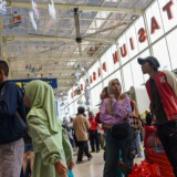 Keberangkatan 11 Kereta Batal Karena Banjir di Pekalongan