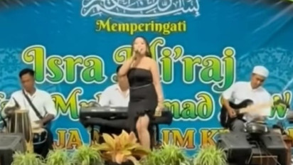 Biduan Joget di Panggung Peringatan Isra Miraj, Panitia: Digelar saat Kiai Sudah Tidak di Tempat, Murni untuk Hibur Panitia yang Sedang Bersih-Bersih Setelah Kegiatan