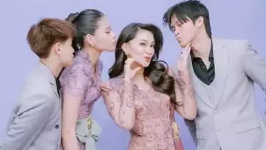 Gubernur Malut, Sherly Tjoanda (tengah) bersama ketiga anaknya