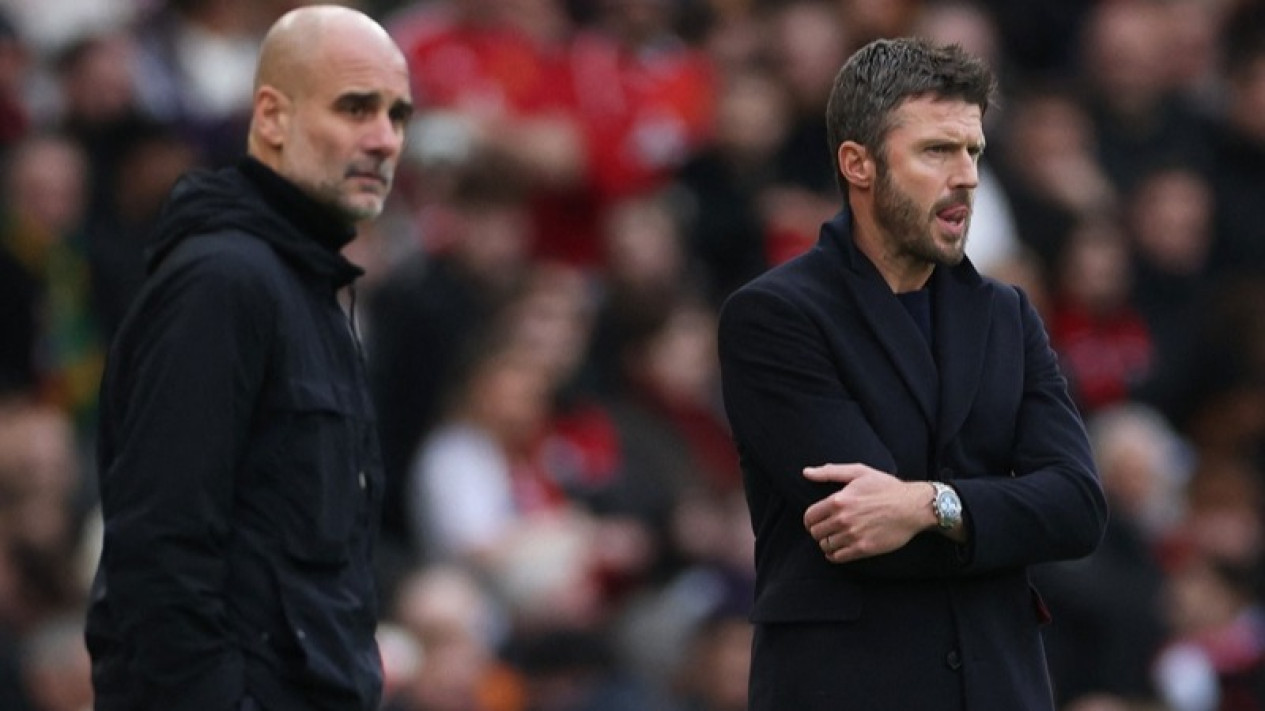 Baru Juga Menang di Laga Debut Bersama Manchester United, Michael Carrick Dapat Kabar Buruk soal Posisinya
            - galeri foto