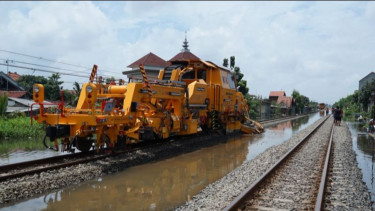 Banjir Mulai Surut, Jalur KA antara Stasiun Pekalongan dan Stasiun Sragi dapat Dilintasi