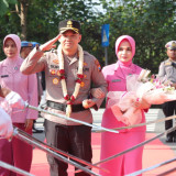 Pedang Pora Sambut Kapolres Nganjuk Baru AKBP Suriah Miftah Irawan