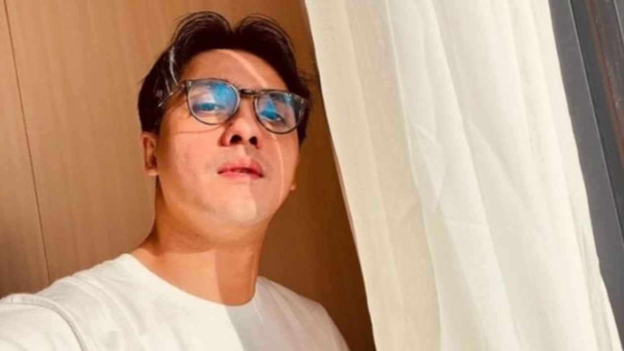 Dituduh Karaoke Bareng LC, Ricky Harun Bicara Jujur Sudah Biasa Diolok-olok: Selagi Gak Ciderain Fisik Aja
            - galeri foto