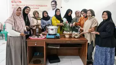 IRT di Sukabumi Dilatih Manfaatkan Kecanggihan AI untuk Promosi Produk UMKM