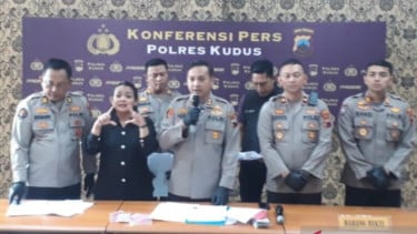 Dilanda Banjir, Polres Kudus Rutin Patroli di Rumah Warga yang Terdampak