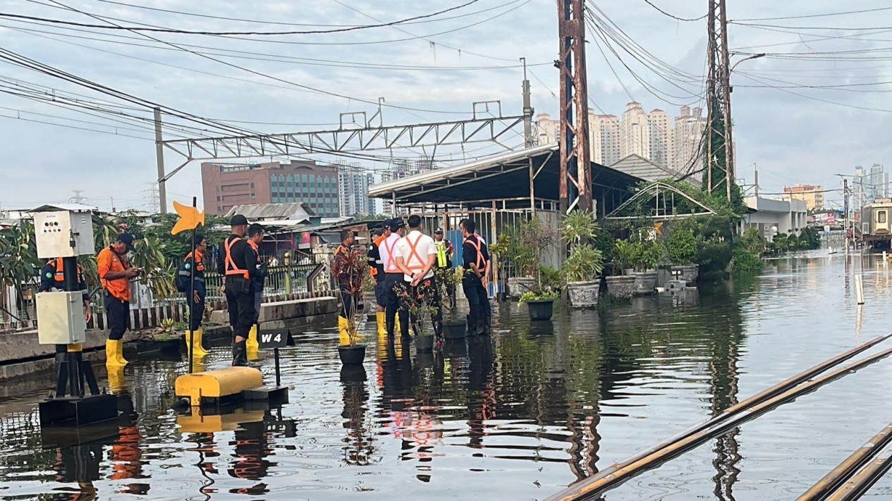 KAI Wisata Sampaikan Permohonan Maaf atas Gangguan Operasional Kereta Wisata Terdampak Banjir
            - galeri foto