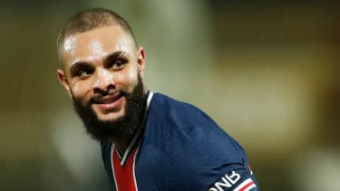 5 Kerugian Serius Jika Persib Resmi Datangkan Layvin Kurzawa, Eks PSG Ternyata Masalah Ini
