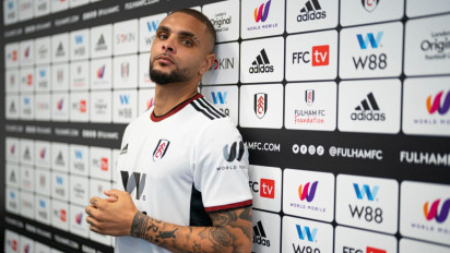 Baru Juga Tiba di Bandung, Layvin Kurzawa Langsung Dihadapkan pada Kenyataan Pahit Sebagai Pemain Persib