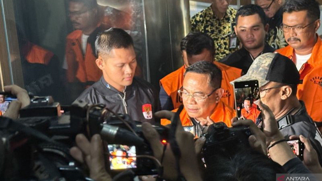 Sadewo Merasa Dikorbankan, Sebut-Sebut Dukungan Kepala Desa Saat Pilkada 2024
            - galeri foto