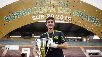 Bikin Caption Instagram Pakai Bahasa Indonesia, Kiper Brasil Pedro Caracoci Kirim Sinyal akan Merapat ke Persija Jakarta?