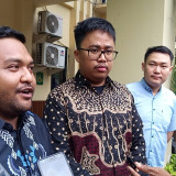 Mengaku Tertipu Ratusan Juta, Dua Korban Laporkan Founder Akademi Atas Dugaan Penipuan Investasi Crypto ke Polda Jatim