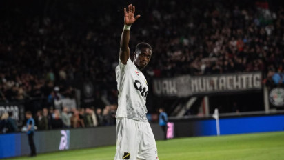 Siapa Sih Terence Kongolo dan Kenapa Persib Membidiknya Jelang  Putaran Kedua Super League 2025/26, Ambisi Juara?