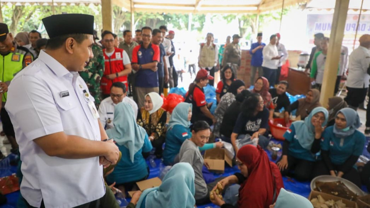 Pemprov Jawa Tengah Siapkan Tanggul Karet dan Pompa untuk Atasi Banjir Pati
            - galeri foto