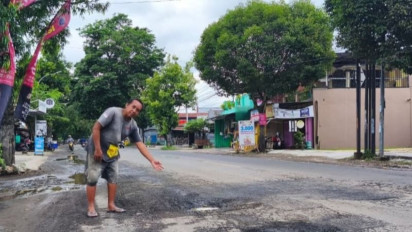 Berpotensi Bahayakan Pengguna Jalan, Lubang Jalan Nasional Rembang-Blora-Cepu Diperbaiki