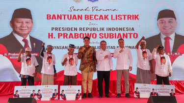 200 Becak Listrik Bantuan Presiden Prabowo Untuk Warga Surabaya Perkuat Ekonomi Warga
