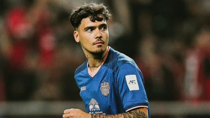 Bukan Ivar Jenner, Shayne Pattynama yang Justru akan ke Persija Jakarta dari Liga Thailand?