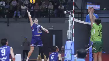 Nato Dickinson beraksi bersama Jakarta LavAni di Proliga 2026.