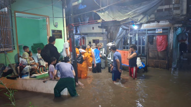 Update Banjir Jakarta, 80 RT Masih Terendam Banjir